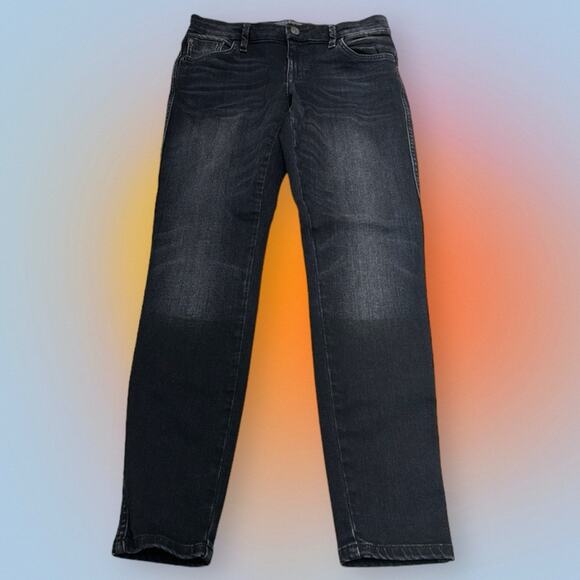 GUESS Women’s 27 Black Skinny Jeans - Picture 2 of 5